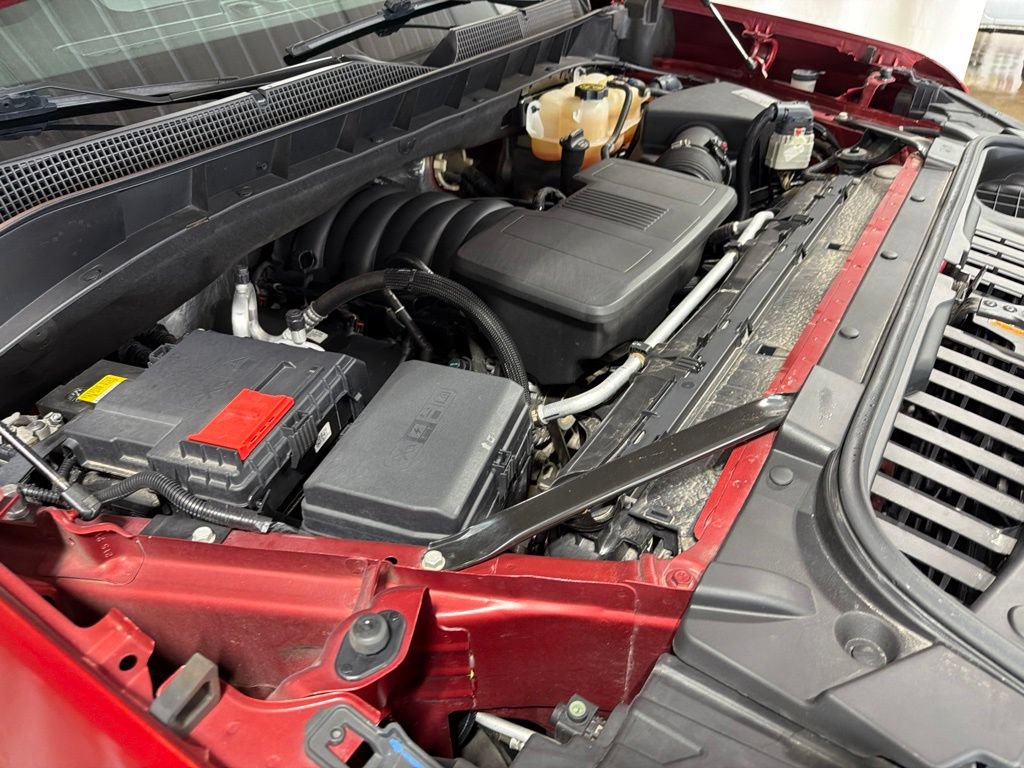 Certified 2021 Chevrolet Silverado 1500 RST w/ LPO, Blackout Package AWD/4WD image 41