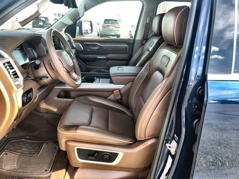 Used 2024 RAM 1500 Limited AWD/4WD image 11