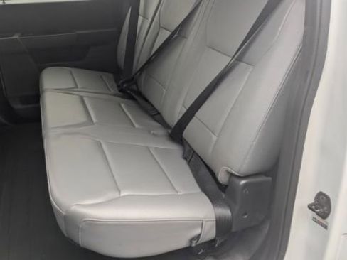 Used 2022 Ford F150 Lightning Pro image 18