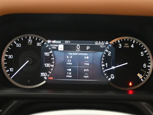 Certified 2023 Land Rover Defender 110 SE image 17