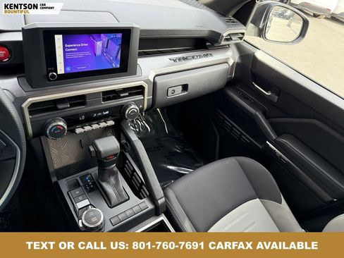 Used 2025 Toyota Tacoma 4x4 Double Cab image 24