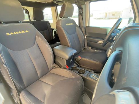 Used 2014 Jeep Wrangler Unlimited Sahara w/ Max Tow Package image 26
