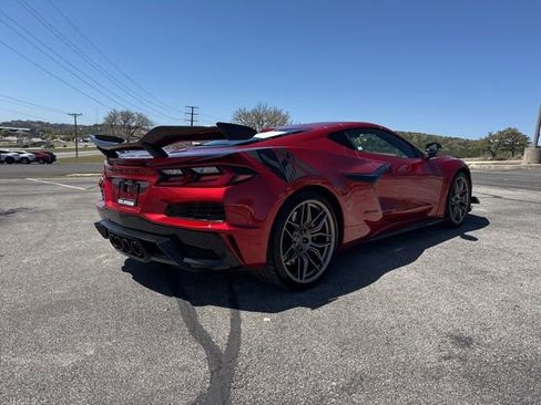 Used 2025 Chevrolet Corvette Z06 w/ Stealth Interior Trim Package image 5