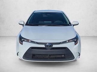 Used 2023 Toyota Corolla LE video 3