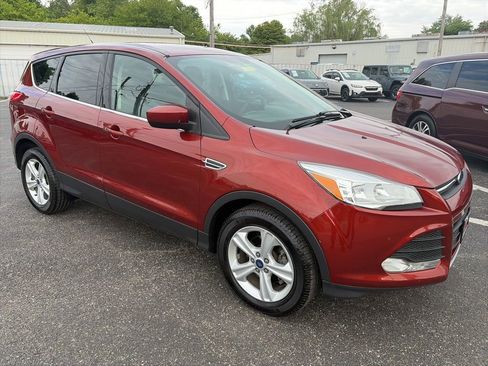 Used 2014 Ford Escape SE FWD image 1