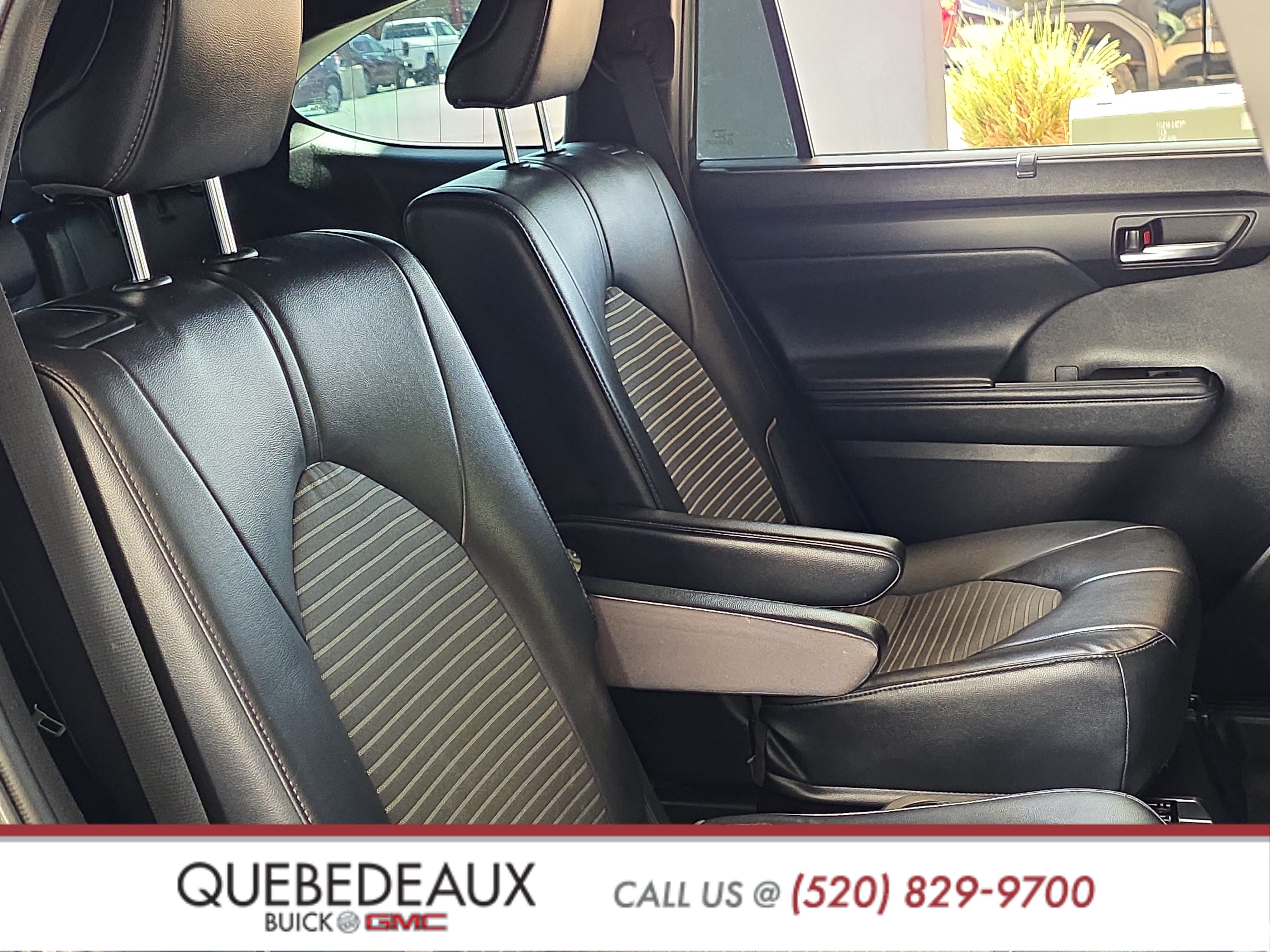 Used 2021 Toyota Highlander XSE FWD image 26