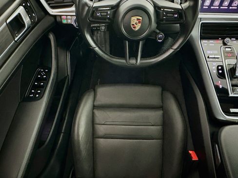 Used 2023 Porsche Panamera 4 Platinum Edition image 21