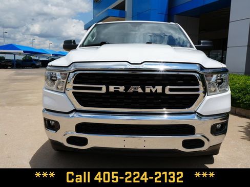 Used 2022 RAM 1500 Big Horn AWD/4WD image 3