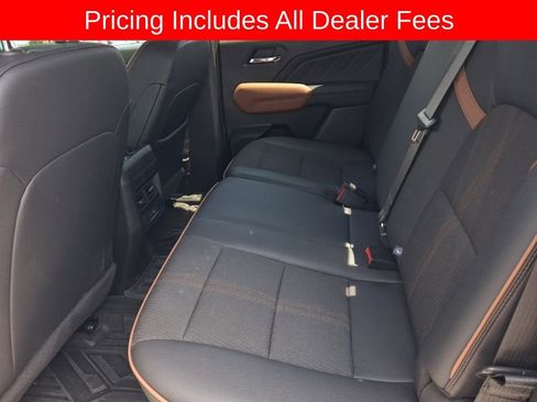 Used 2024 GMC Canyon AT4 w/ Technology Package AWD/4WD image 9