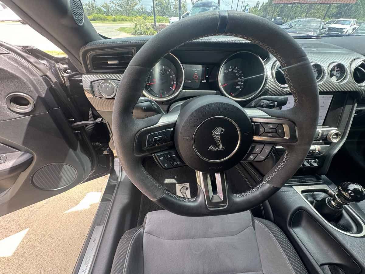 Used 2020 Ford Mustang Shelby GT350 w/ Technology Package RWD image 11