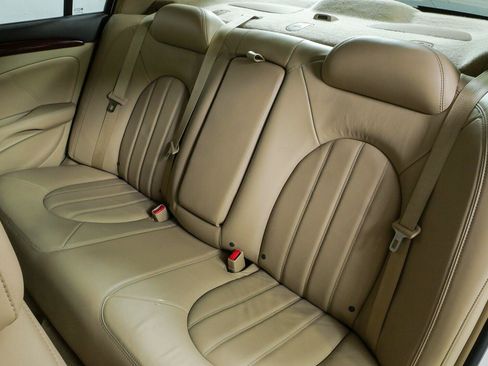 Used 2008 Buick Lucerne CXL w/ Driver Confidence Package FWD image 15