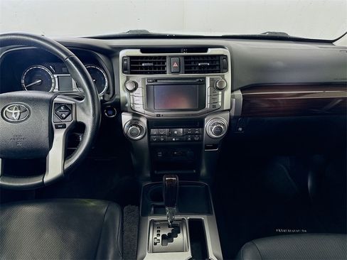 Used 2018 Toyota 4Runner Limited image 17