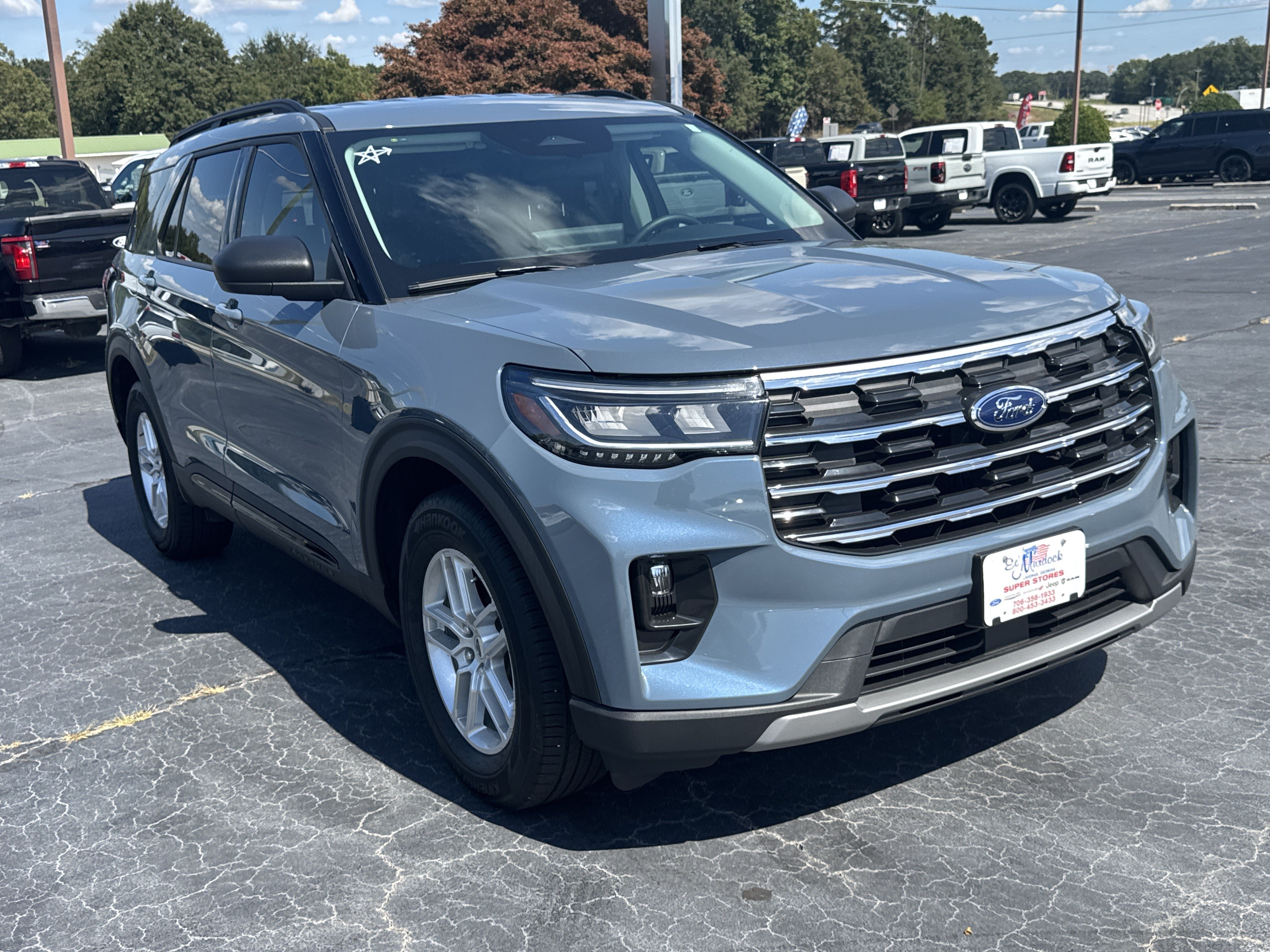 Used 2026 Ford Explorer Active w/ Active Comfort Package RWD image 4