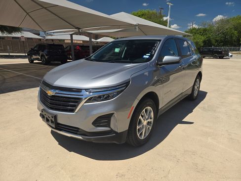 Used 2024 Chevrolet Equinox LT AWD/4WD image 7
