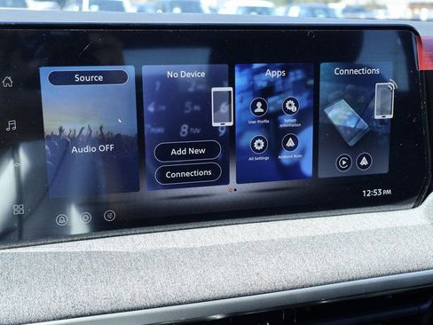 New 2026 Nissan Kicks SV image 3