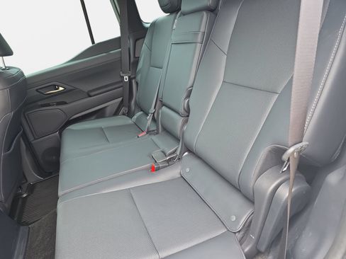 Used 2025 Lexus GX 550 w/ Cold Area Package AWD/4WD image 14
