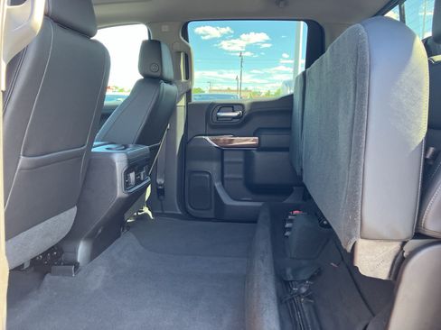 Used 2019 Chevrolet Silverado 1500 RST AWD/4WD image 32