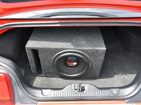 Used 2011 Ford Mustang GT RWD image 33