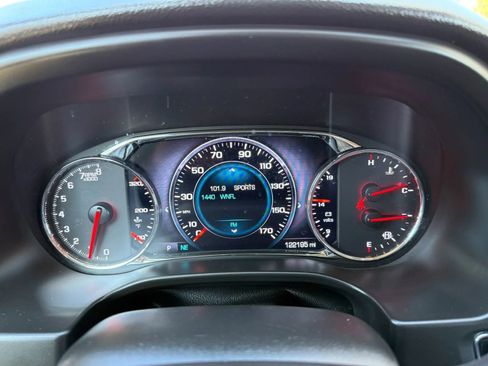 Used 2017 GMC Acadia Denali w/ Technology Package AWD/4WD image 24