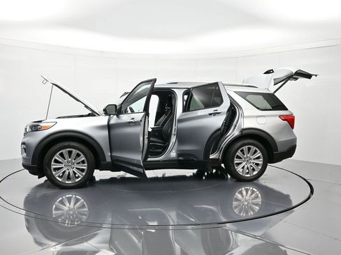 Certified 2022 Ford Explorer Limited w/ Limited Technology Package image 48