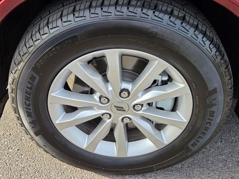 Used 2025 Dodge Durango GT RWD image 12