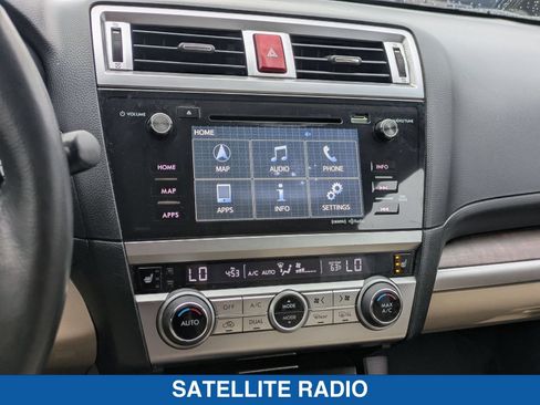 Used 2015 Subaru Outback 2.5i Limited AWD/4WD image 21