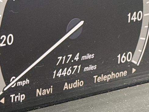 Used 2010 Mercedes-Benz S 550 image 9