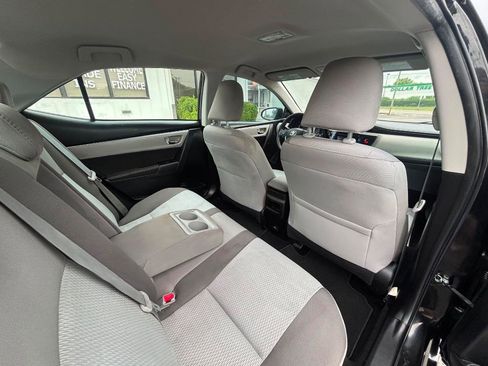 Used 2019 Toyota Corolla LE FWD image 33