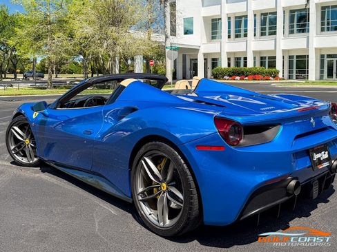 Used 2017 Ferrari 488 Spider image 51