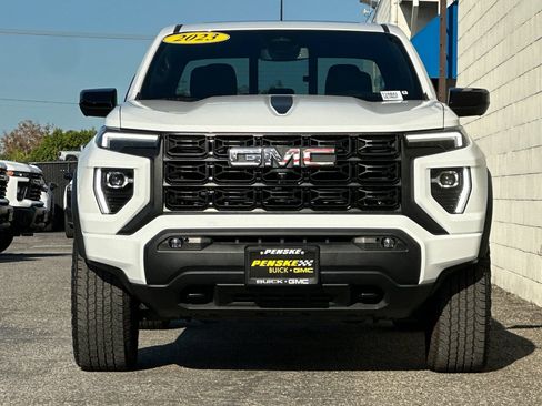 Used 2023 GMC Canyon Elevation w/ Convenience Package RWD image 9