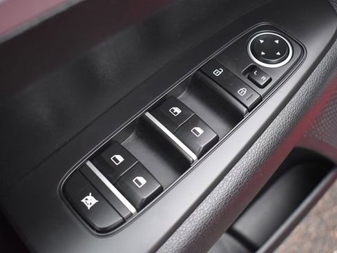 Certified 2024 Kia Forte LXS image 17