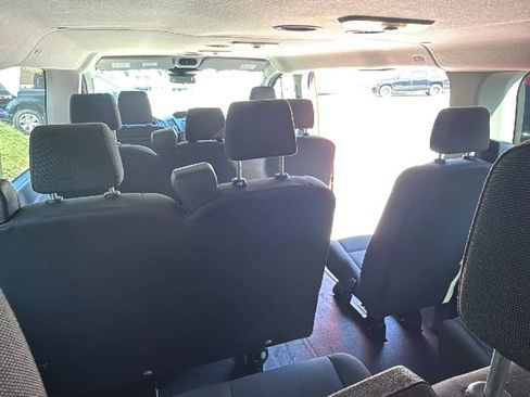 Used 2018 Ford Transit 350 XL RWD image 39