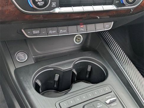 Used 2017 Audi A4 2.0T Premium Plus w/ Premium Plus Package image 26