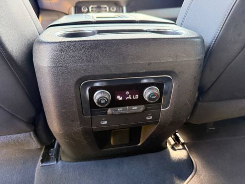 Used 2024 Chevrolet Tahoe LT AWD/4WD image 26