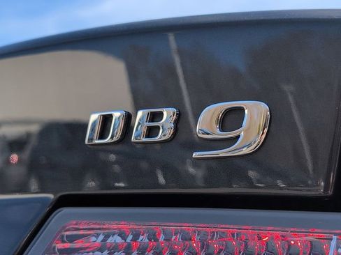 Used 2011 Aston Martin DB9 Volante image 30