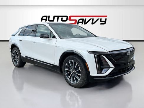 Used 2025 Cadillac Lyriq Sport RWD image 1