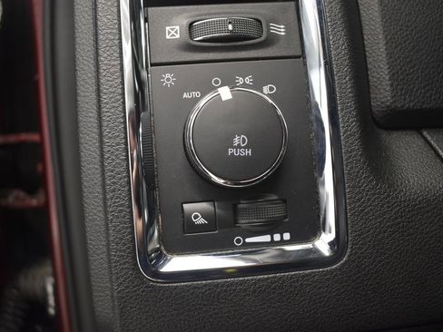 Used 2018 RAM 1500 Laramie w/ Convenience Group image 37