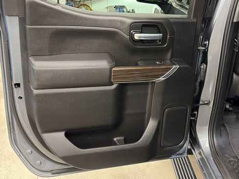 Used 2021 Chevrolet Silverado 1500 RST image 19