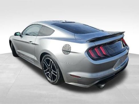 Used 2022 Ford Mustang Premium image 6