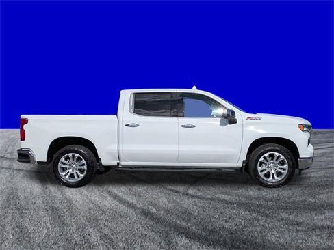 Used 2025 Chevrolet Silverado 1500 LTZ image 3
