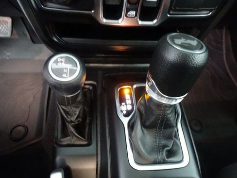 Certified 2022 Jeep Wrangler Unlimited Sport image 10