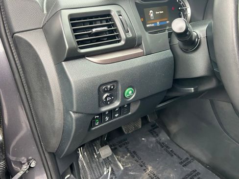 Used 2023 Honda Ridgeline RTL-E image 13
