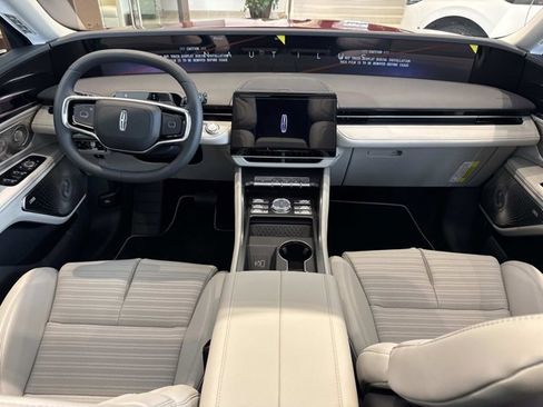 New 2026 Lincoln Nautilus Reserve image 23