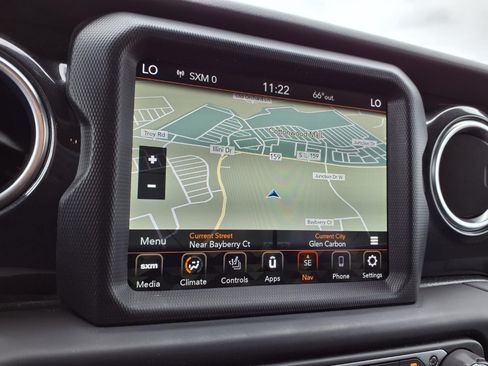 Used 2021 Jeep Wrangler Unlimited Sahara AWD/4WD image 6