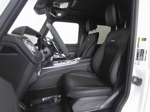 Used 2025 Mercedes-Benz G 63 AMG G 63 AMG image 32