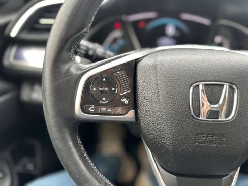 Used 2018 Honda Civic Touring image 27
