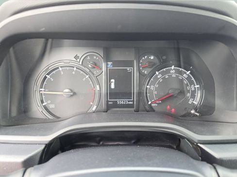 Used 2022 Toyota 4Runner SR5 AWD/4WD image 45