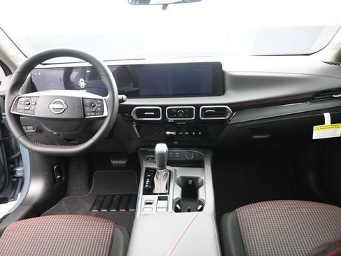 New 2026 Nissan Sentra SR w/ Floor Mat Package image 24