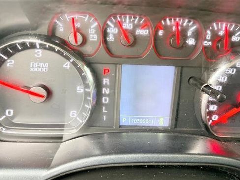 Used 2019 Chevrolet Silverado 2500 W/T w/ WT Convenience Package AWD/4WD image 18