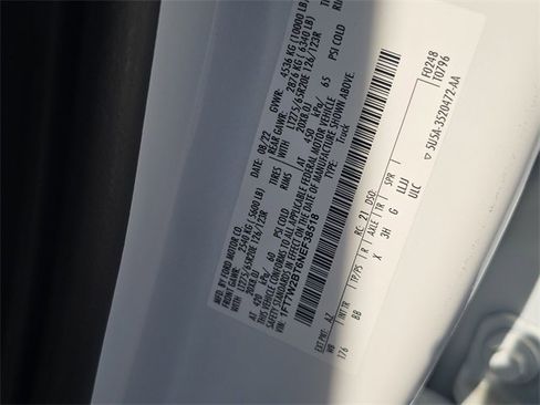 Used 2022 Ford F250 Platinum w/ FX4 Off-Road Package image 18